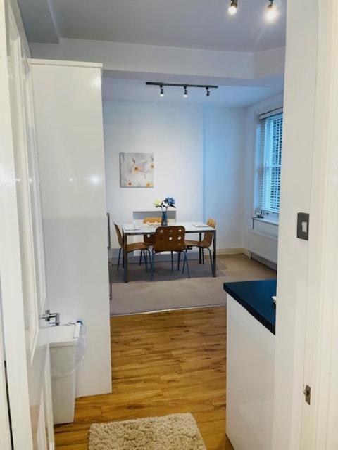 Luxury 2 Bedroom Apartment Marylebone! Londen Buitenkant foto